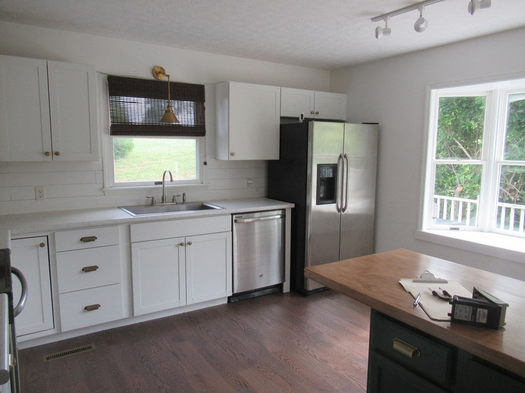6400 Ruebush Road Dublin, VA 24084 - Photo 9 of 22 Gallery Image 9
