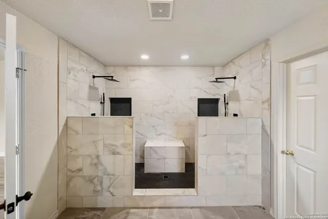 $2,200 | 3702 Grissom Branch, San Antonio, TX 78251