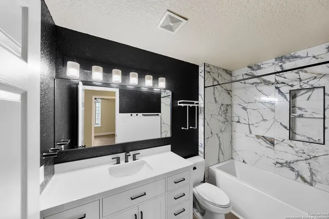 $2,200 | 3702 Grissom Branch, San Antonio, TX 78251