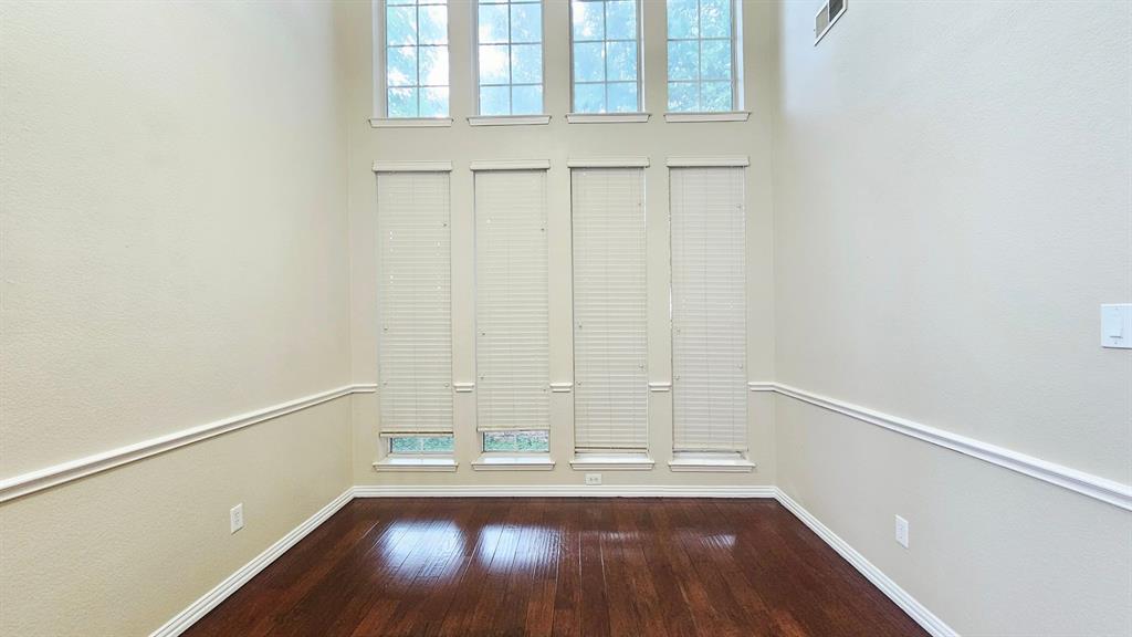 112 Ranch Trail Irving, TX 75063 - Photo 14 of 35