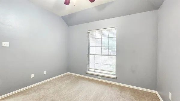 $3,200 | 112 Ranch Trail, Irving, TX 75063