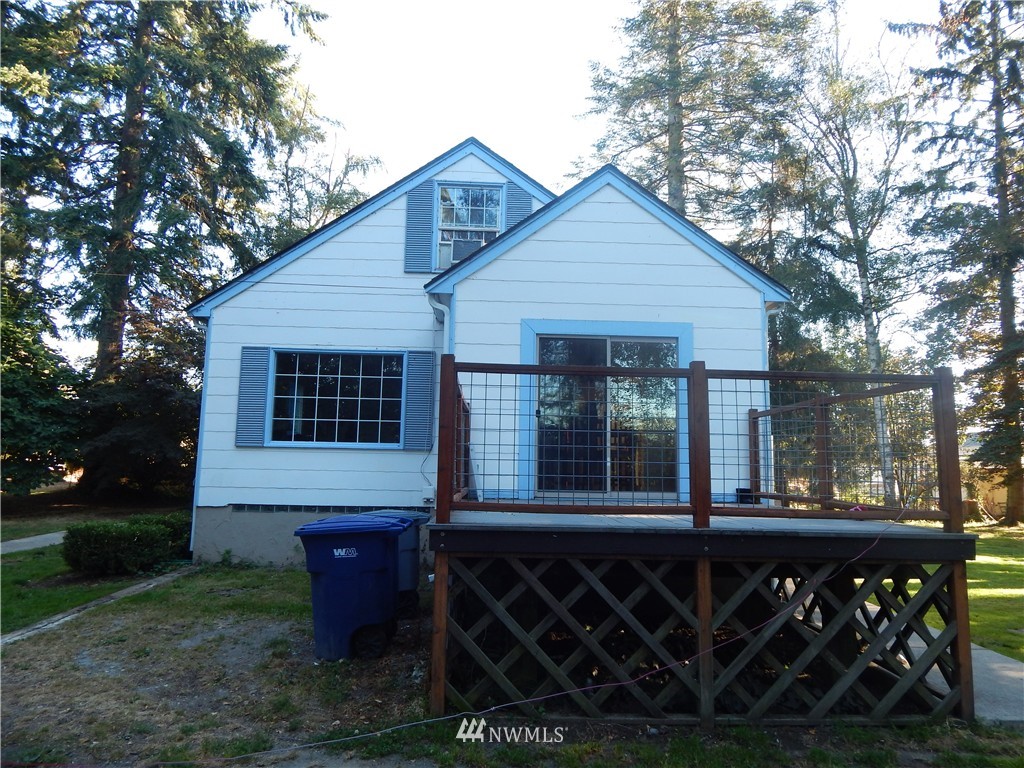 8936 Avon Allen Road Bow, WA 98232 - Photo 3 of 22 Gallery Image 3