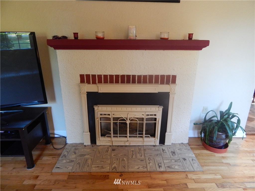 8936 Avon Allen Road Bow, WA 98232 - Photo 5 of 22 Gallery Image 5