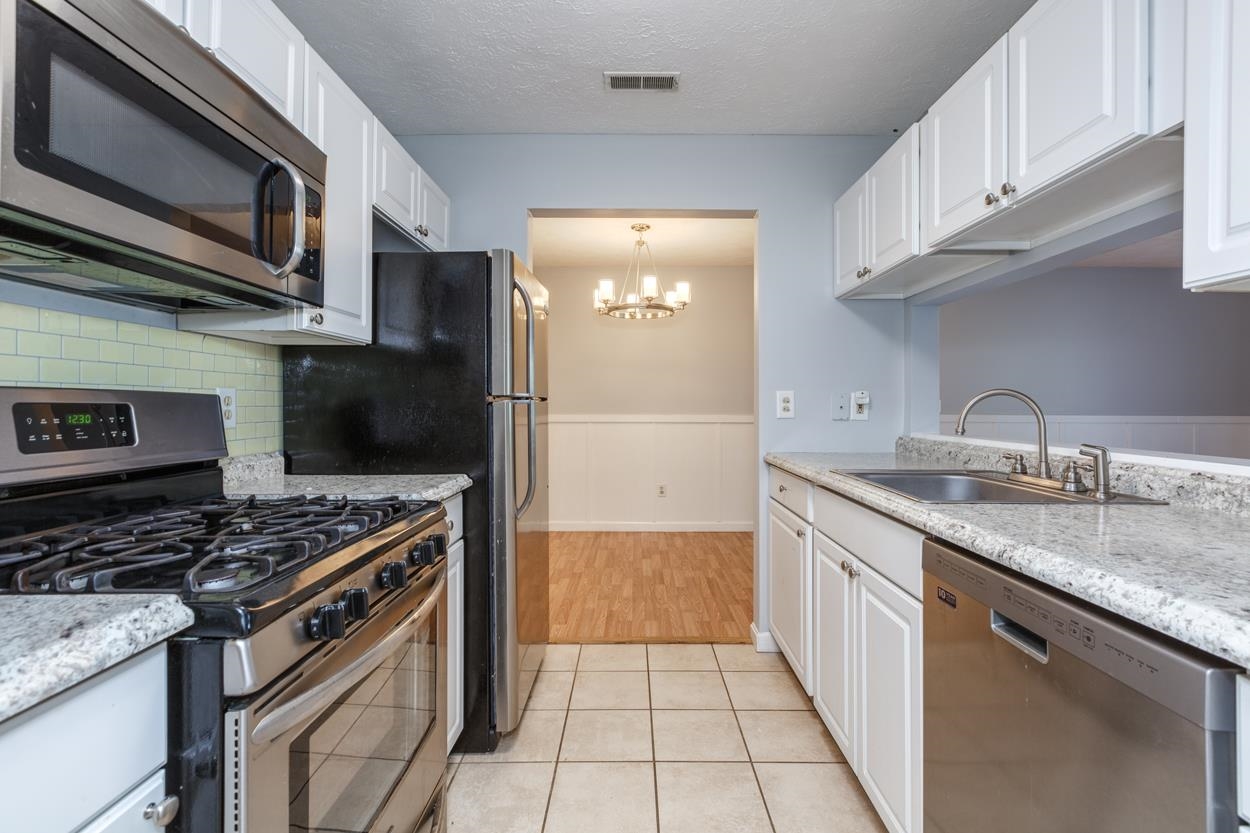 2 Galloway Road, Unit 5 Merrimack, NH 03054 - Photo 8 of 23