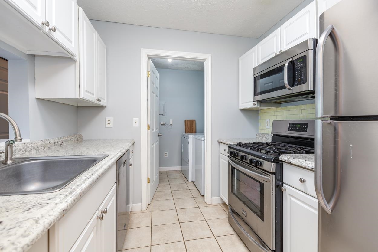 2 Galloway Road, Unit 5 Merrimack, NH 03054 - Photo 9 of 23