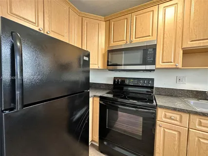 $1,595 | 1400 Northeast 56th Street, Unit 109, Fort Lauderdale, FL 33334