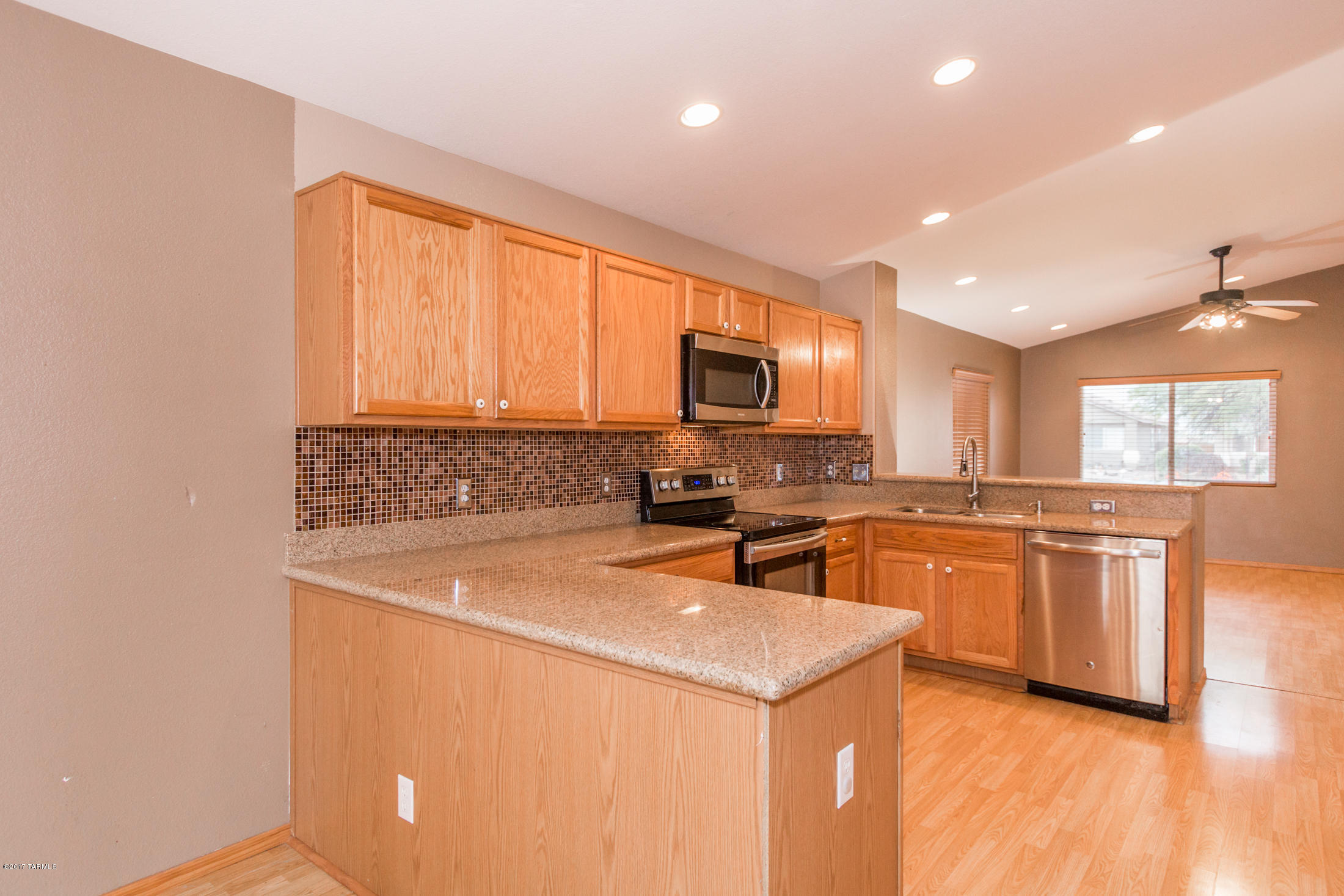 2547 Chisel Court Tucson, AZ 85755 - Photo 9 of 31