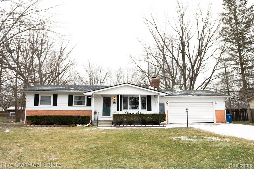 4497 Reid Road Swartz Creek, MI 48473 - Photo 2 of 34