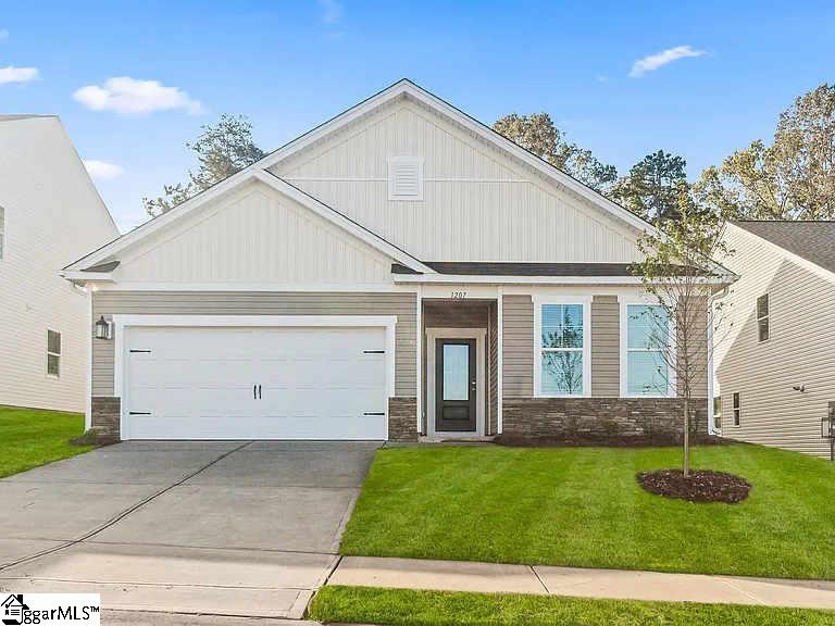 1130 Berry Patch Drive Lyman, SC 29365 - Photo 2 of 44