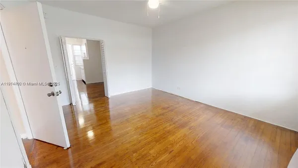 $209,000 | 639 12th Street, Unit 3, Miami Beach, FL 33139