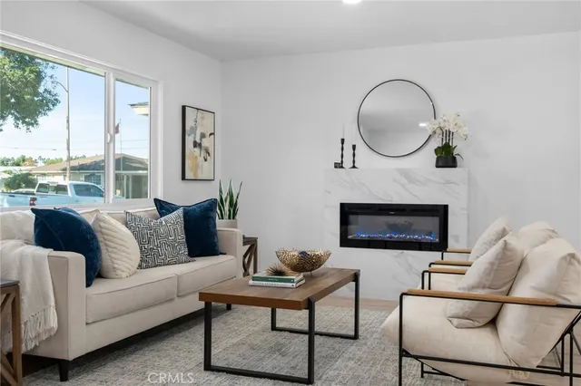 $930,000 | 509 South Glenarbor Street, Santa Ana, CA 92704