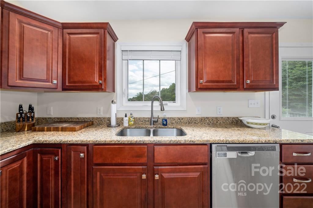46 Harris Ridge Road Candler, NC 28715 - Photo 11 of 27 Gallery Image 11