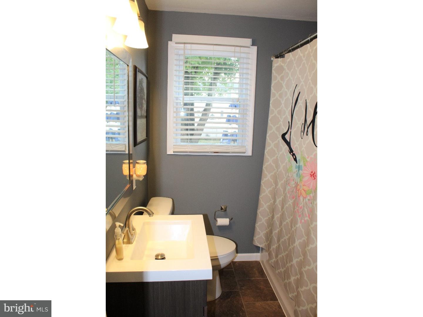 236 Upland Road Brookhaven, PA 19015 - Photo 12 of 21 Gallery Image 12