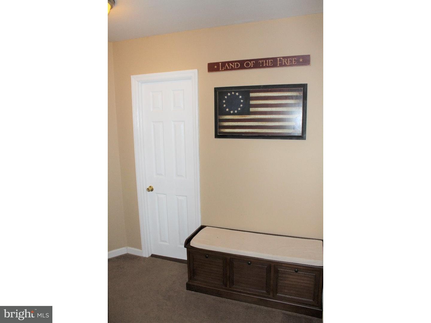 236 Upland Road Brookhaven, PA 19015 - Photo 8 of 21 Gallery Image 8