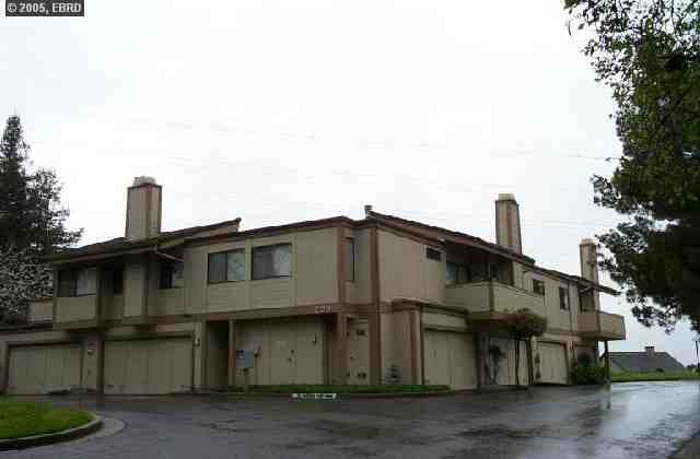 209 Apollo, Unit 4 Hercules, CA 94547 - Photo 1 of 1 Gallery Image 1
