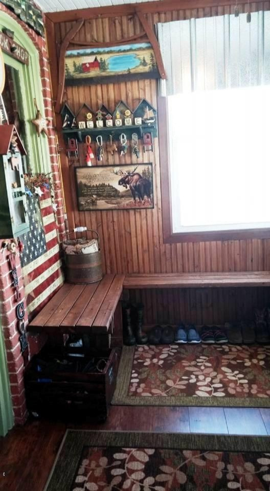 7123 East Pakes Road Crystal, MI 48818 - Photo 8 of 62 Mud rm sit area