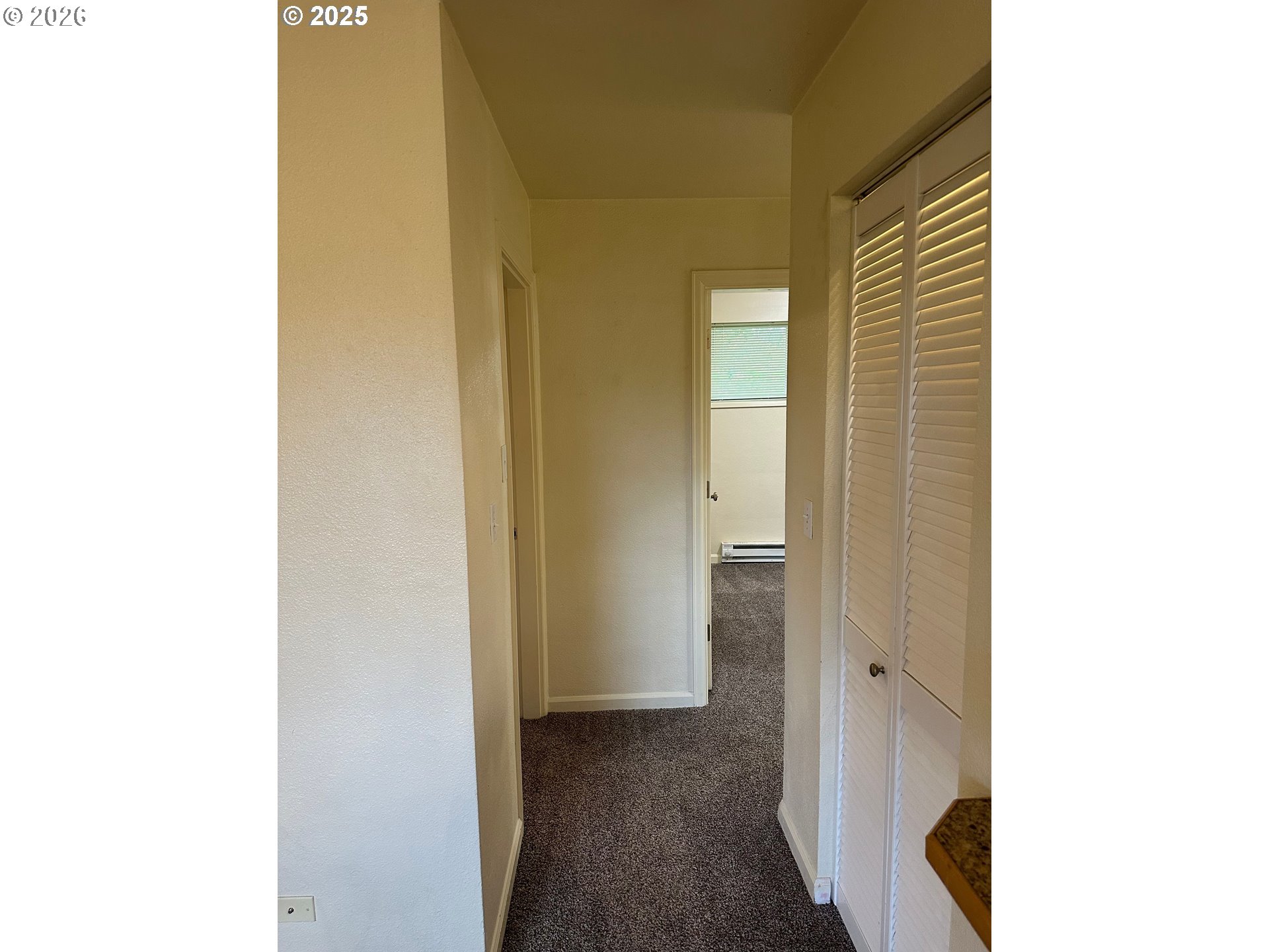 2046 West 14th Place Eugene, OR 97402 - Photo 16 of 30