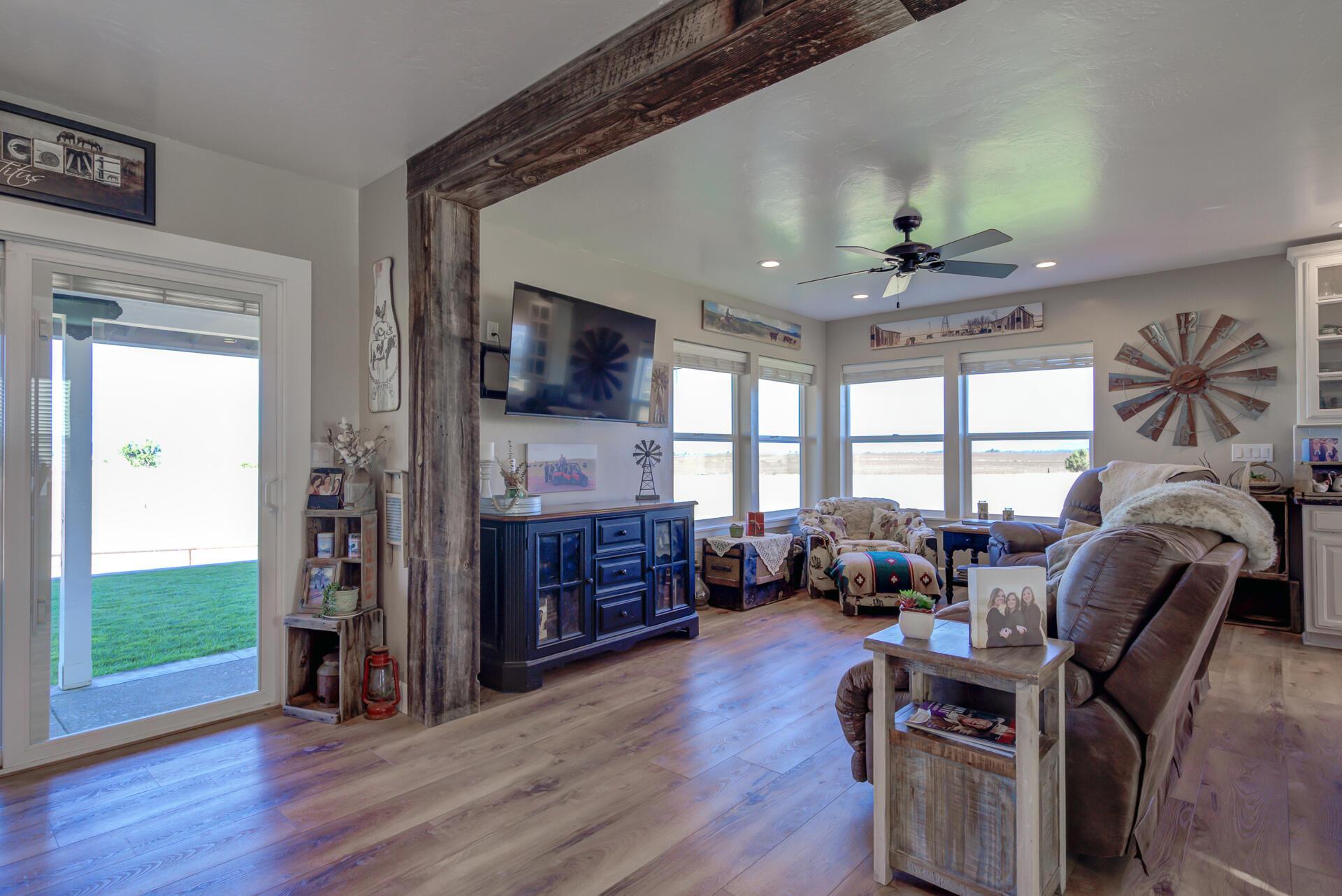 541-105 Pittville Road McArthur, CA 96056 - Photo 24 of 87 a view of a livingroom with furniture and a flat screen tv