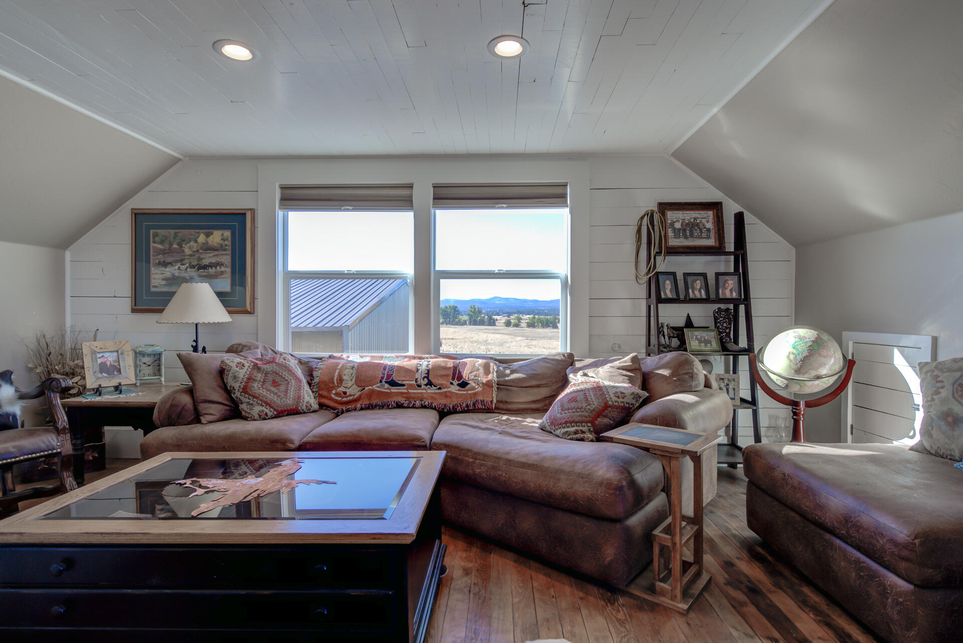 541-105 Pittville Road McArthur, CA 96056 - Photo 46 of 87 a living room with furniture and a large window