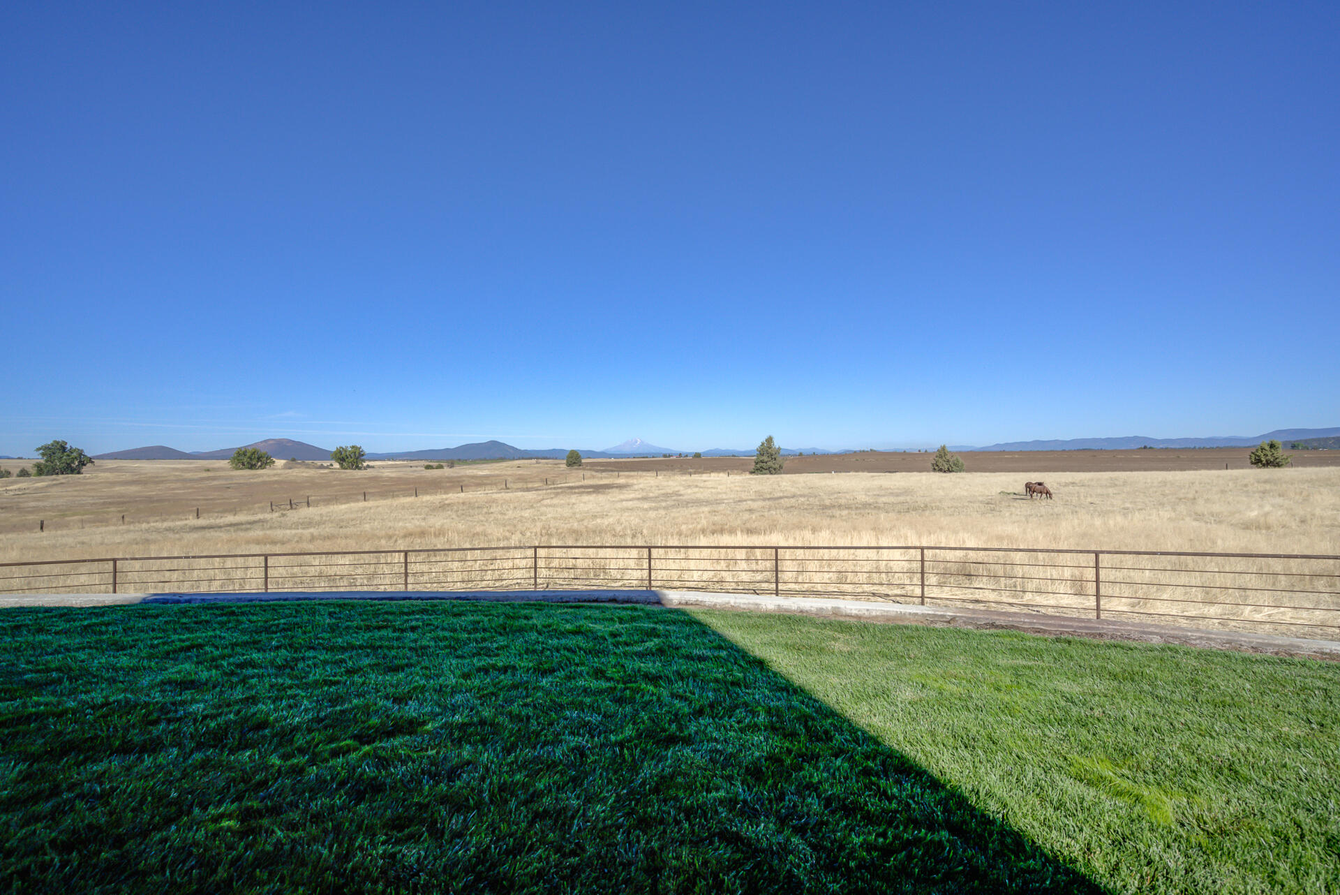 541-105 Pittville Road McArthur, CA 96056 - Photo 86 of 87 a view of an ocean from a lake
