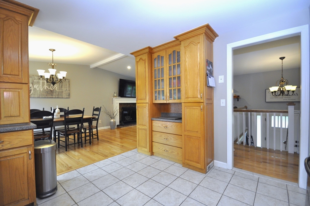 46 Bridle Road Bridgewater, MA 02324 - Photo 12 of 37 Gallery Image 12