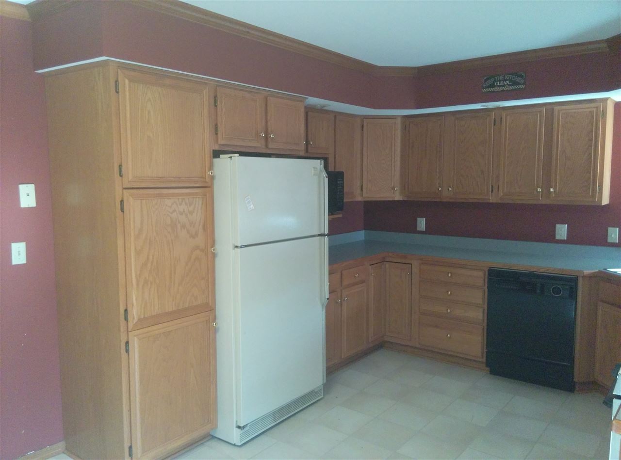 20754 Rivers Edge Drive Goshen, IN 46528 - Photo 9 of 30 Gallery Image 9