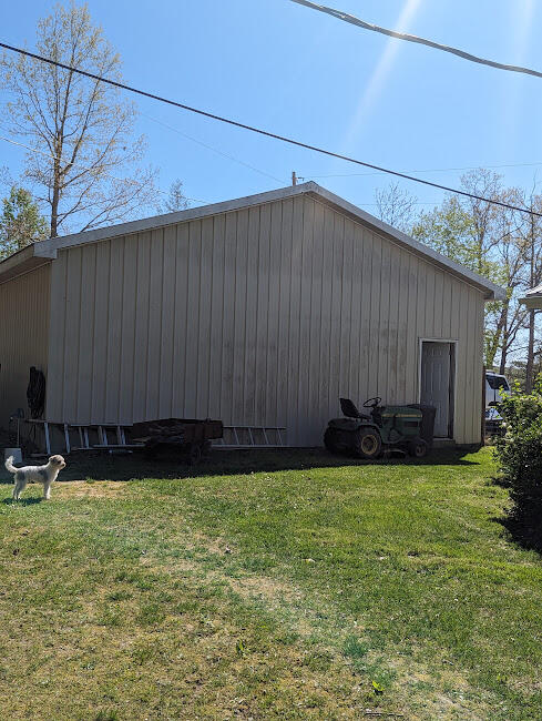 1122 South Begley Road Annville, KY 40402 - Photo 26 of 26 Mckee Garage side