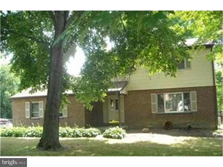 595 Meetinghouse Road Marcus Hook, PA 19061 - Photo 1 of 16 Gallery Image 1