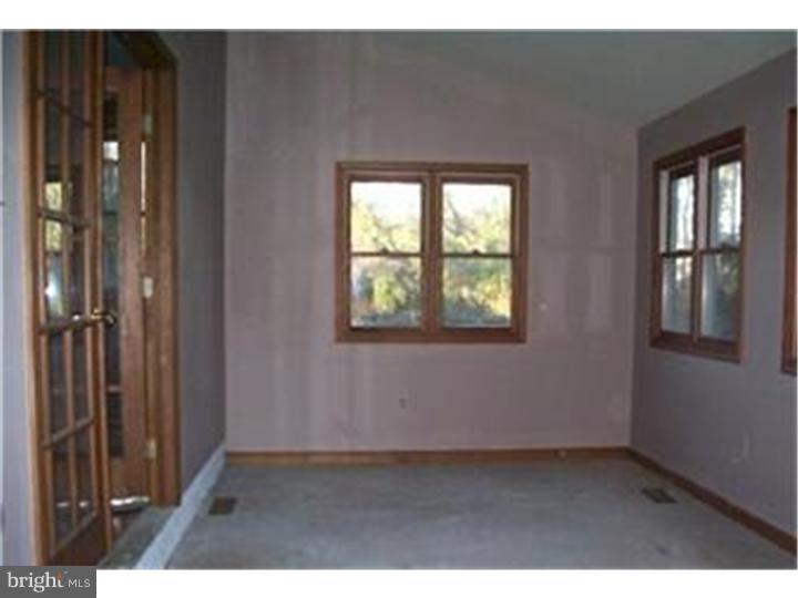 595 Meetinghouse Road Marcus Hook, PA 19061 - Photo 3 of 16 Gallery Image 3