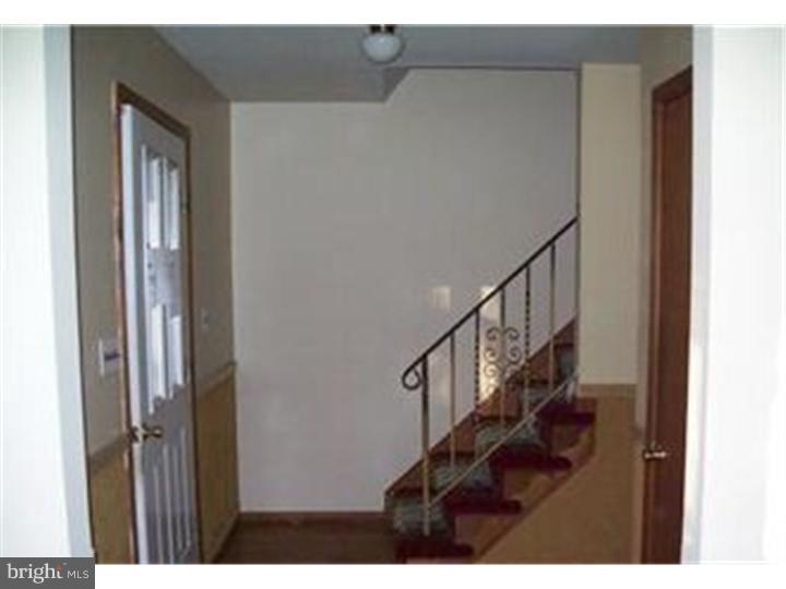 595 Meetinghouse Road Marcus Hook, PA 19061 - Photo 7 of 16 Gallery Image 7