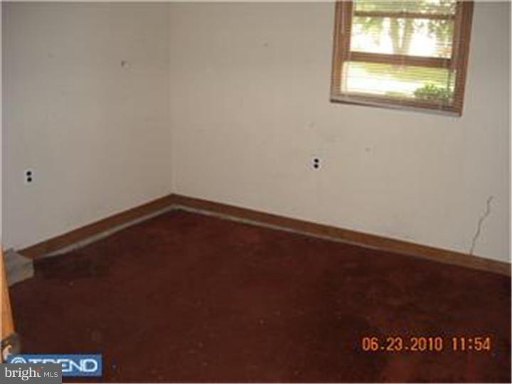 595 Meetinghouse Road Marcus Hook, PA 19061 - Photo 8 of 16 Gallery Image 8