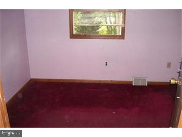 595 Meetinghouse Road Marcus Hook, PA 19061 - Photo 9 of 16 Gallery Image 9