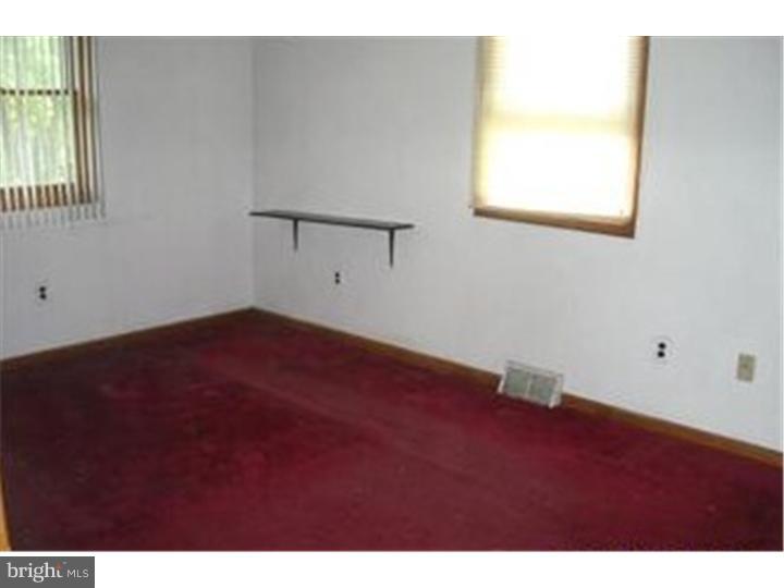 595 Meetinghouse Road Marcus Hook, PA 19061 - Photo 10 of 16 Gallery Image 10