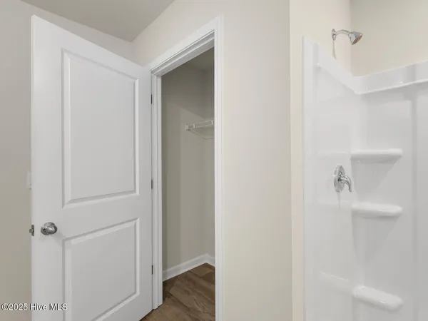 $312,440 | 406 Oak Knl Drive, Unit LOT 42, Jacksonville, NC 28540