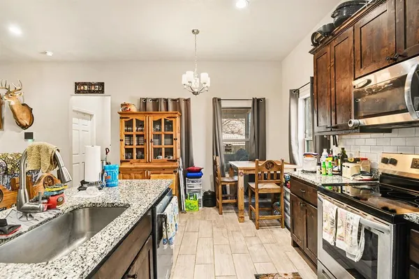 $325,000 | 621 North Ave B, Springtown, TX 76082