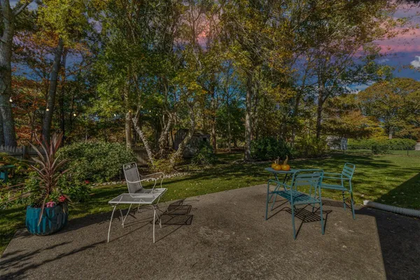 $754,900 | 315 Prince Hinckley Road, Centerville, MA 02632