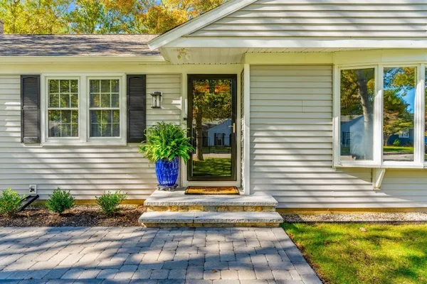 $754,900 | 315 Prince Hinckley Road, Centerville, MA 02632