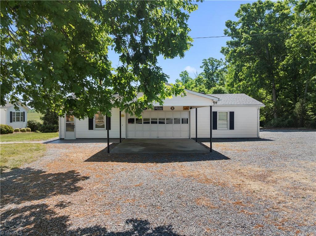 1687 Sexton Road Denton, NC 27239 - Photo 34 of 50