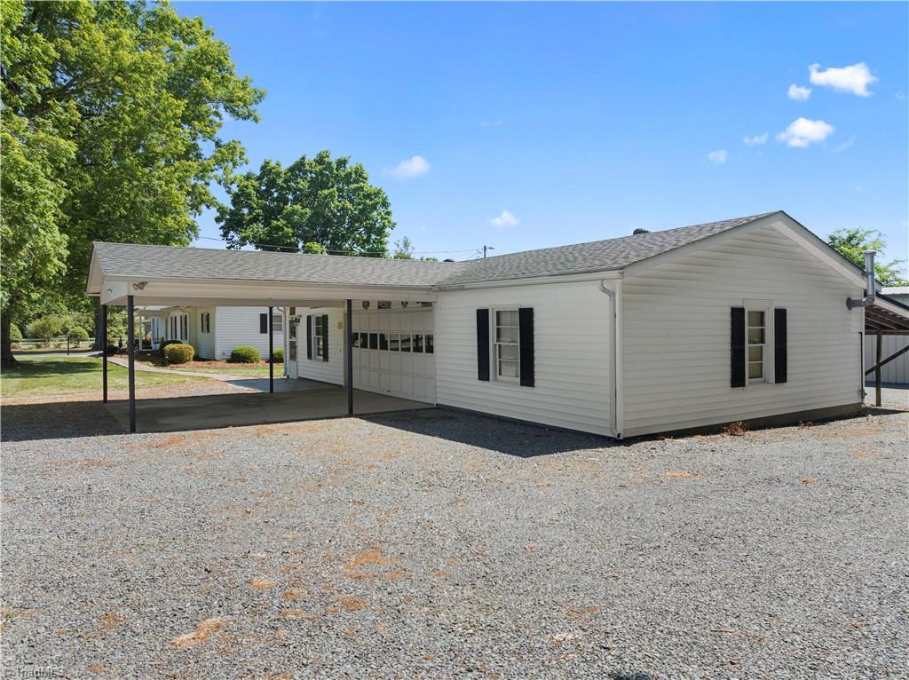 1687 Sexton Road Denton, NC 27239 - Photo 35 of 50