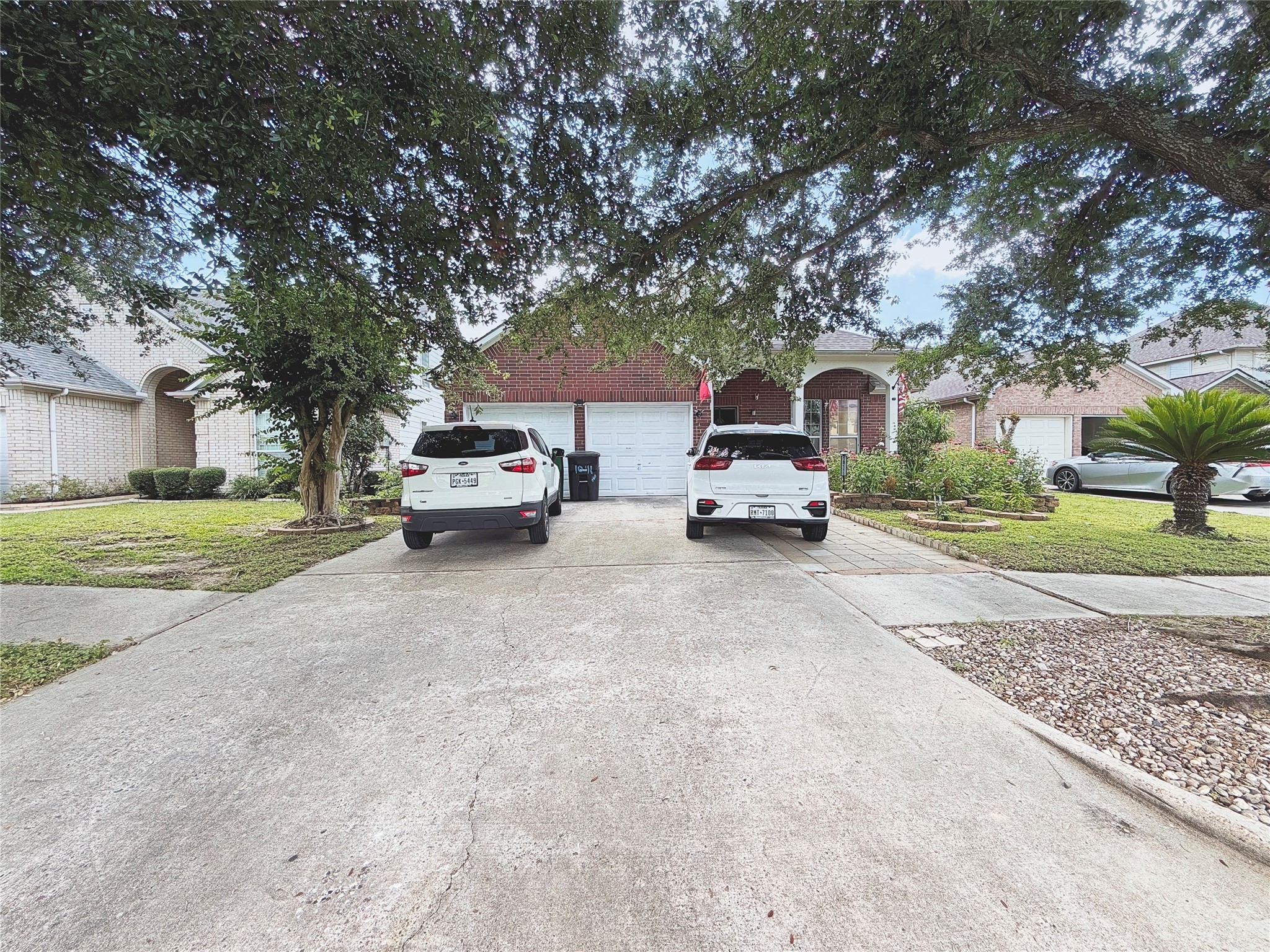 10111 San Ignacio Houston, TX 77075 - Photo 1 of 13