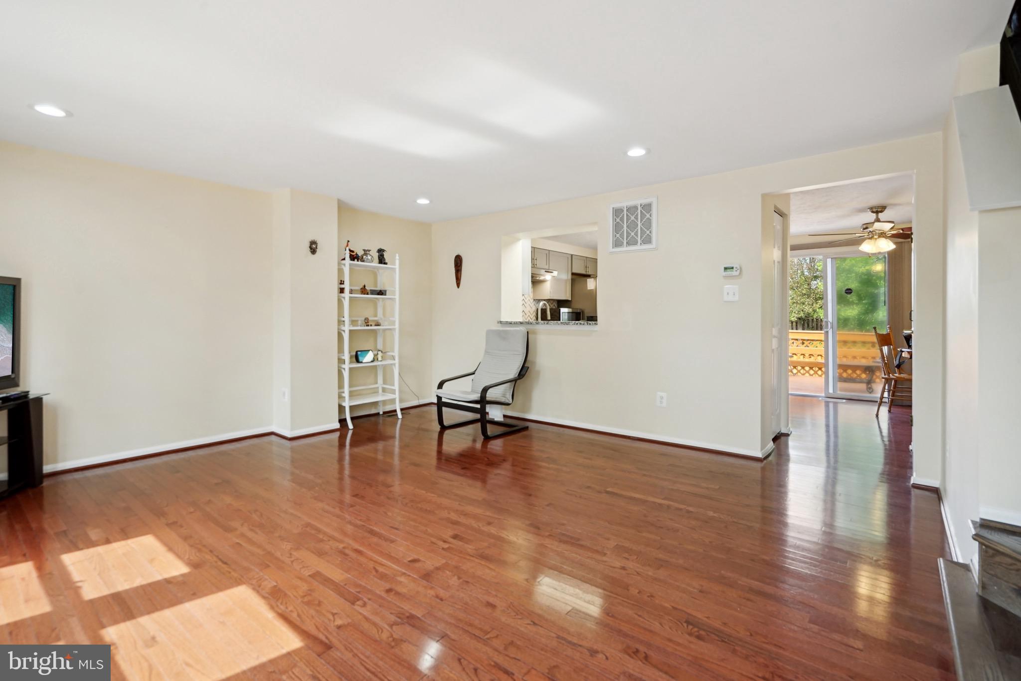 7453 Lone Star Road Lorton, VA 22079 - Photo 12 of 34 Gallery Image 12