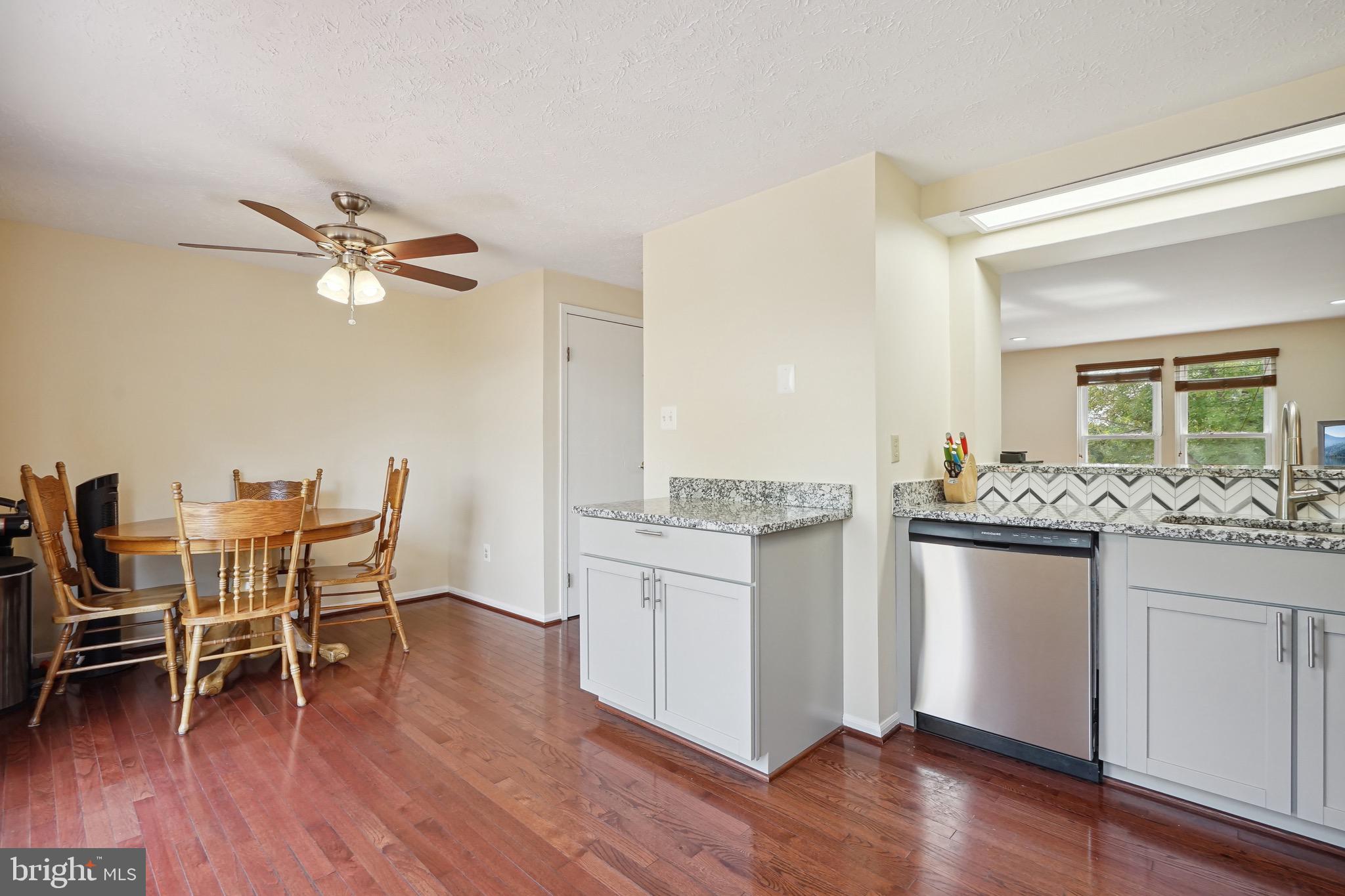 7453 Lone Star Road Lorton, VA 22079 - Photo 7 of 34 Gallery Image 7