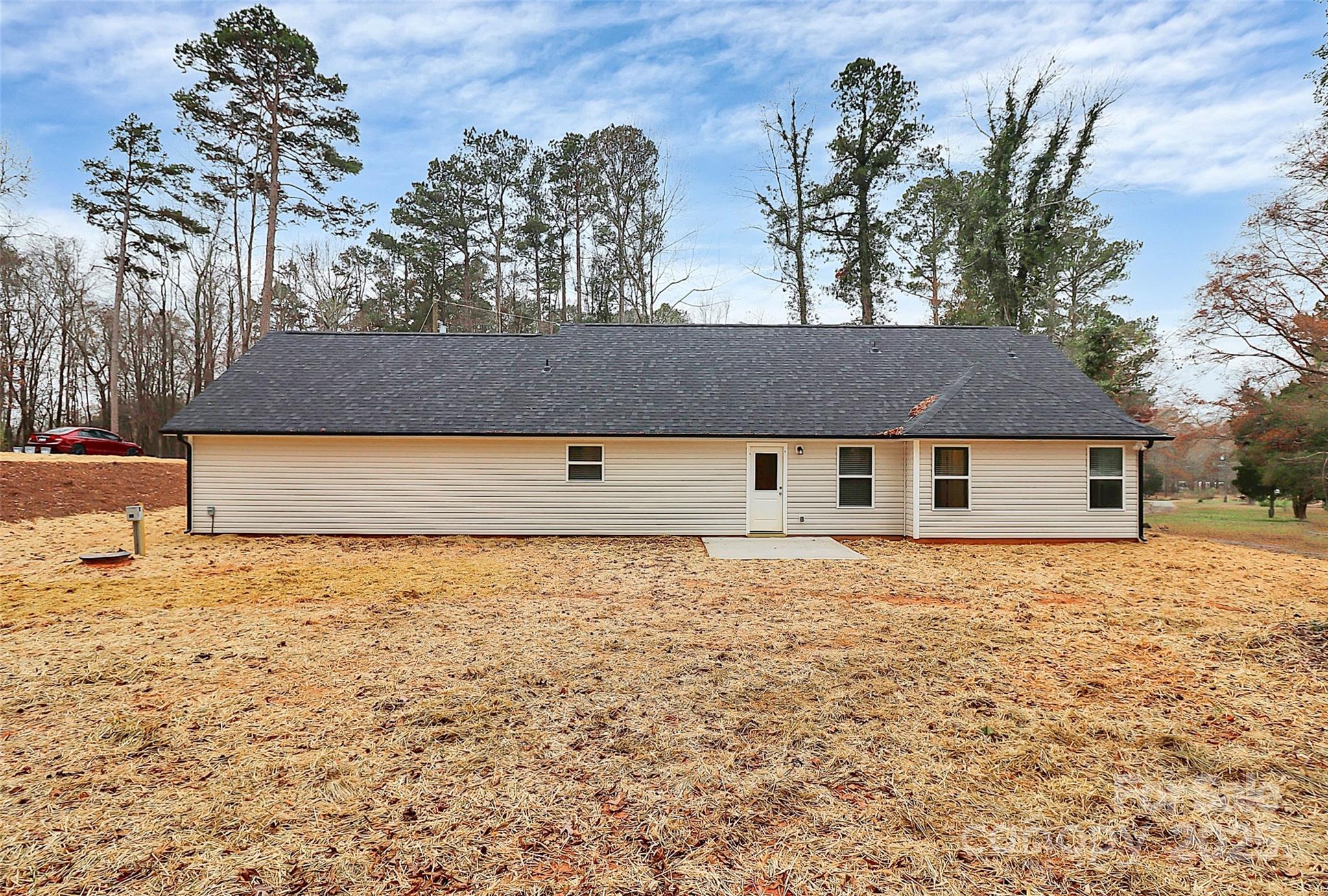 6259 Long Branch Road Salisbury, NC 28147 - Photo 32 of 48 a backyard of a house