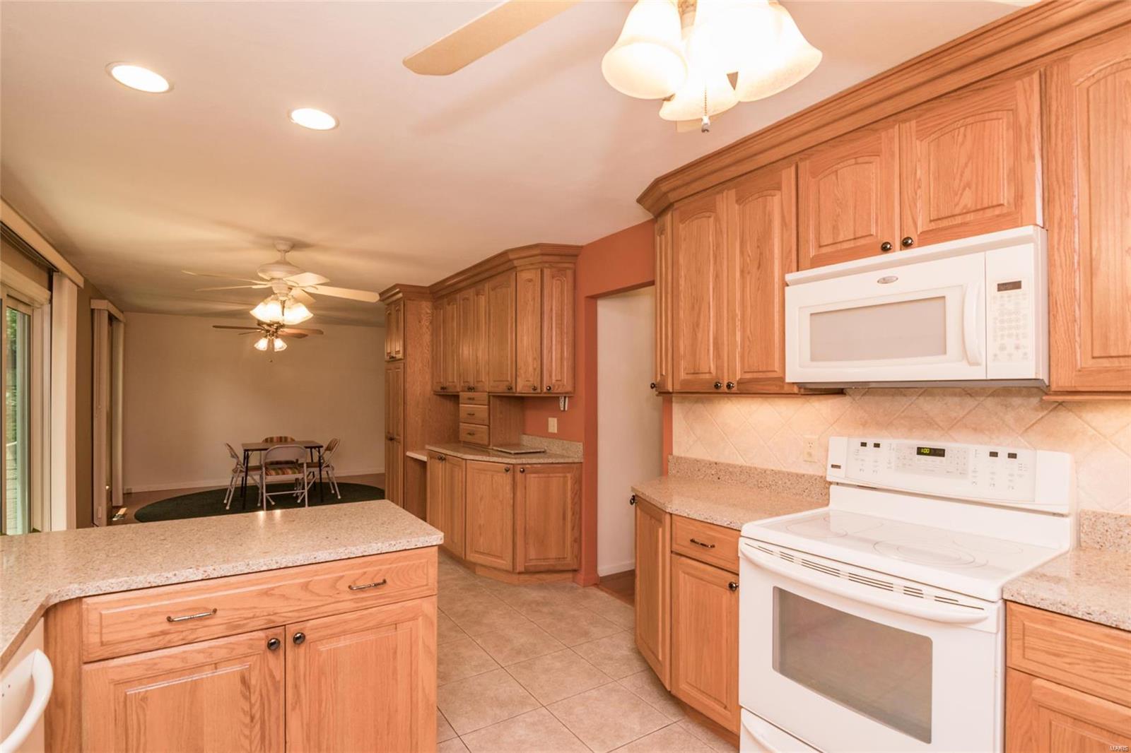 3 Fox Run O'Fallon, IL 62269 - Photo 16 of 31 Gallery Image 16