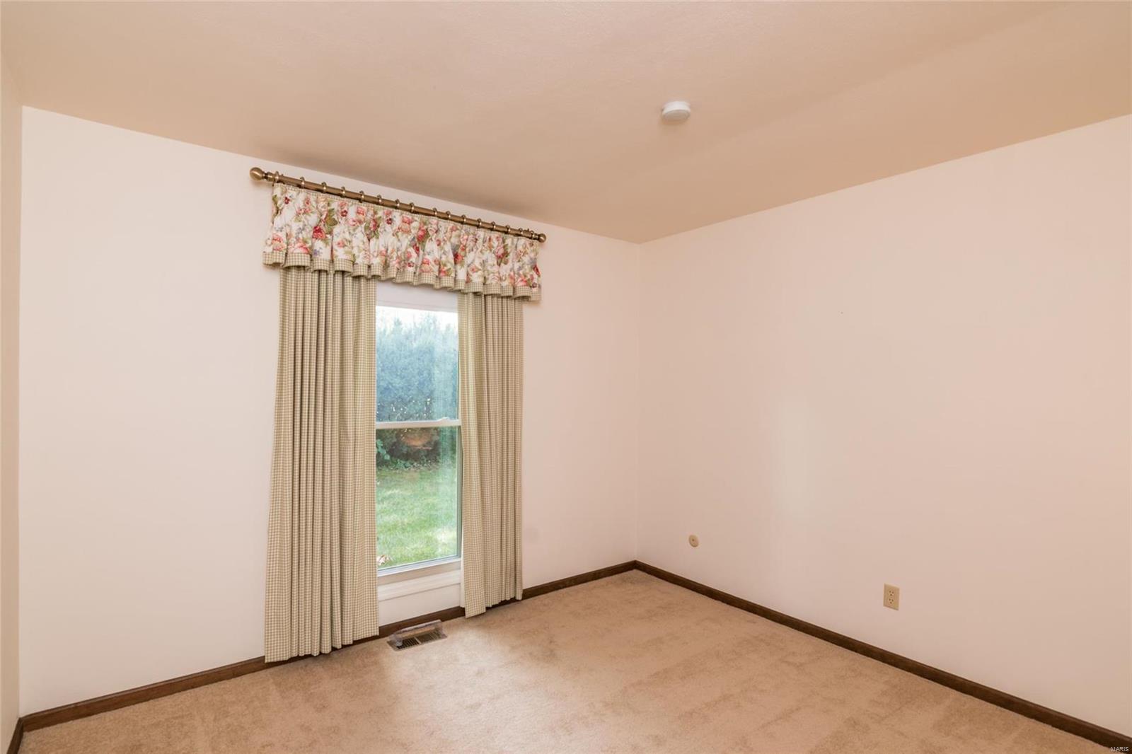 3 Fox Run O'Fallon, IL 62269 - Photo 18 of 31 Gallery Image 18