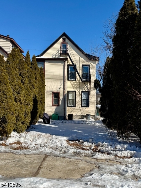 335 Boulevard Passaic, NJ 07055 - Photo 4 of 5