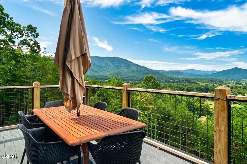 1929 Buds Ridge Way Sevierville, TN 37862 - Photo 4 of 34
