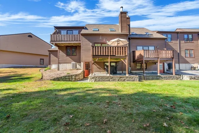 $609,900 | 14 Hawthorne Village, Unit D, Franklin, MA 02038