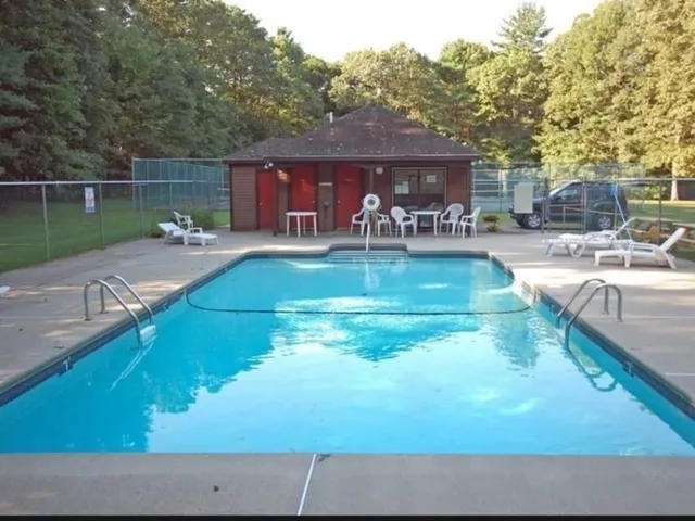 $609,900 | 14 Hawthorne Village, Unit D, Franklin, MA 02038