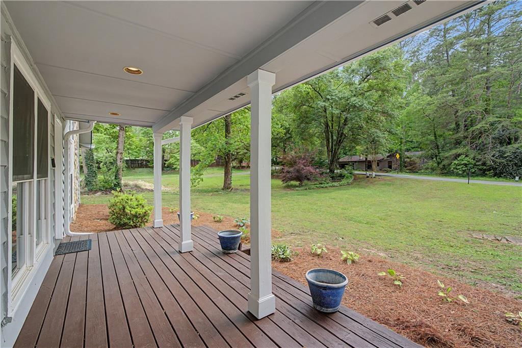 4522 Inlet Road Marietta, GA 30066 - Photo 4 of 42
